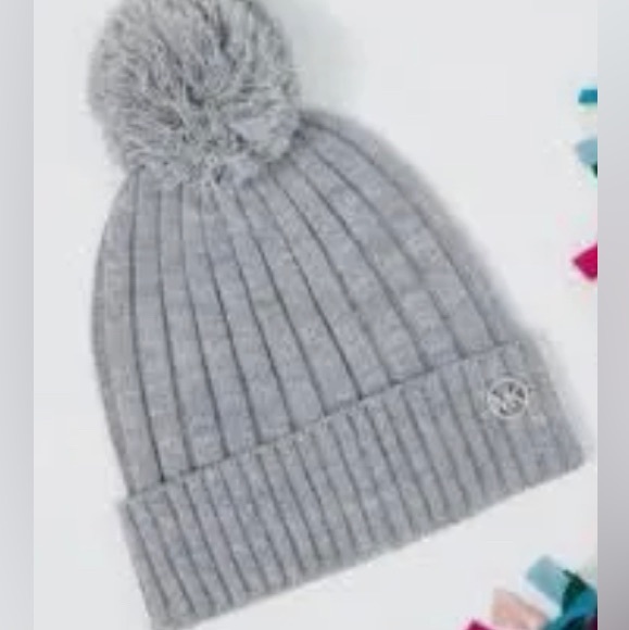 Michael Kors | Beanie With Pom - Picture 3 of 8